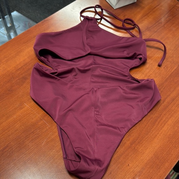 Parade one piece cutout halter swimsuit M // 041206 - Picture 1 of 2